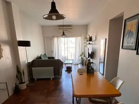 Departamento en Venta en Chacarita, USD 195.000