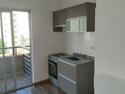 Departamento en Alquiler en Flores, $ 450.000