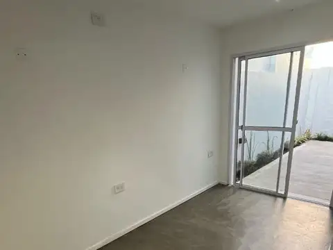 Depto Tipo Casa en Venta de 3 ambientes