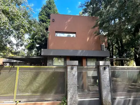 Casa en Venta en Villa Gobernador Udaondo, USD 349.000