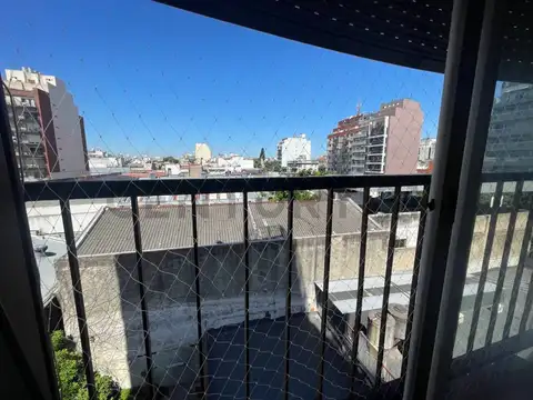 Departamento en Venta en Parque Chacabuco, USD 85.000