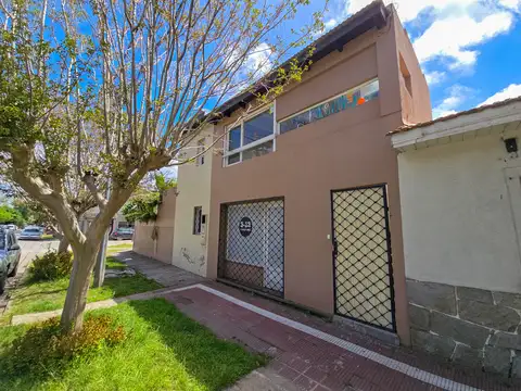 Departamento 2 amb. 1º piso. A la calle - Santa Fe y Larrea