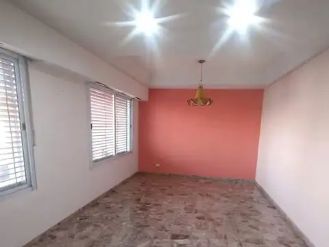 Irigoyen 1400