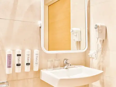 VENTA - HABITACION TIPO MONOAMBIENTE  - HOTEL DAZZLER