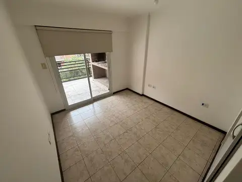 ALQUILER – Departamento de 1 dormitorio con balcón terraza y asador en Nueva Córdoba