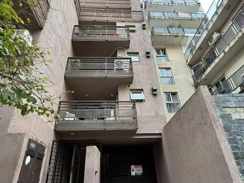 ALQUILER – Departamento de 1 dormitorio con balcón terraza y asador en Nueva Córdoba