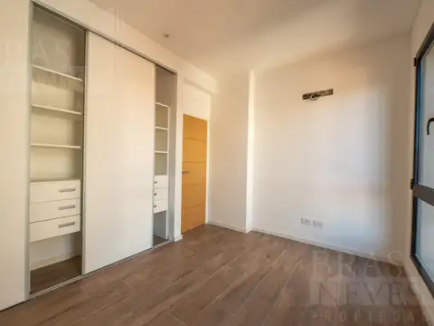 Departamento en Venta en Olivos, USD 295.000