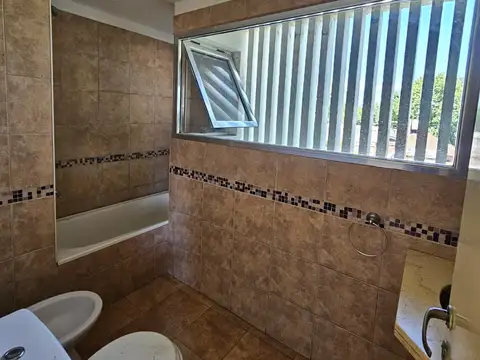 Departamento en Alquiler en La Plata, $ 550.000