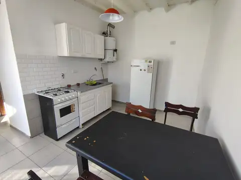 Depto Tipo Casa en Alquiler de 2 ambientes