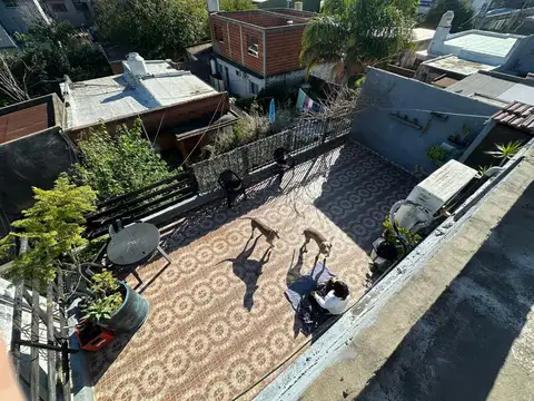 Depto Tipo Casa en Venta con 3 cocheras