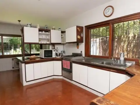 Casa en venta - Lomas Schoenstatt - San Isidro