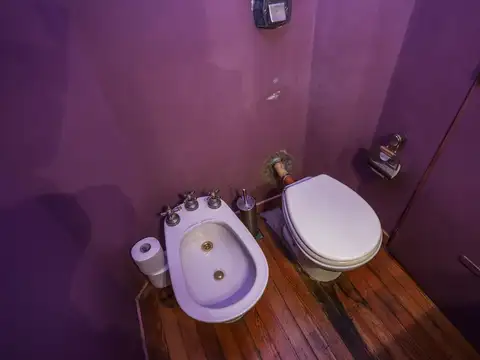 Casa 5 ambientes con 3 baños