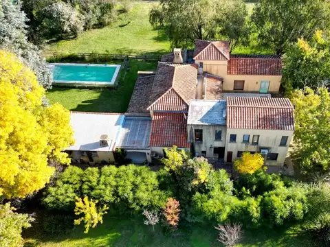 VENTA casa 6 amb club de campo San Francisco pilar