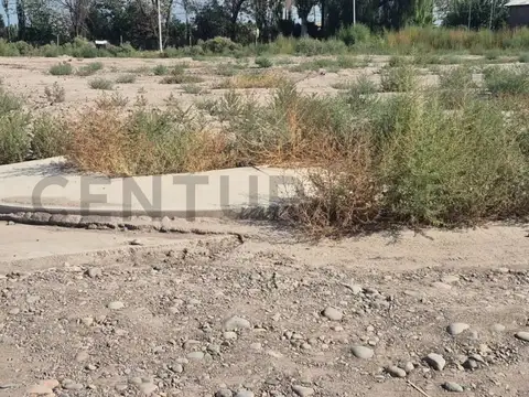 Milagros 1600, Piso 0