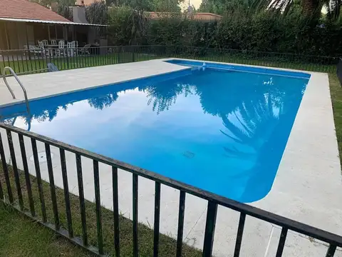 Casa 7 ambientes con 3 baños