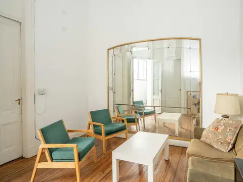 VENTA | PH 3 Ambientes Amplios Luminoso Reciclado 2 Pisos por Escalera Techos Altos Doble Altura