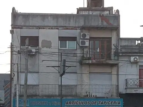 Local Venta Crucecita Avellaneda sobre Avda. Mitre