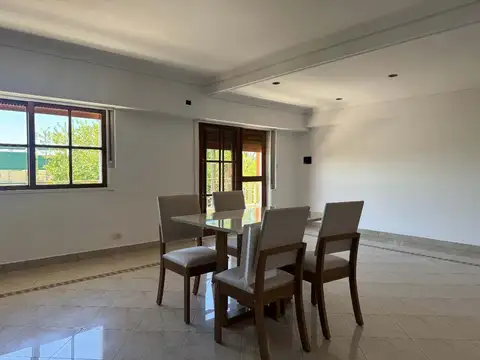 Depto Tipo Casa en Venta en Loma Hermosa, USD 110.000