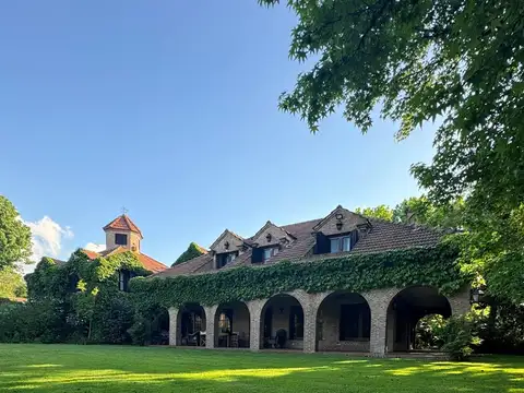 Casa en Venta con 1 cochera