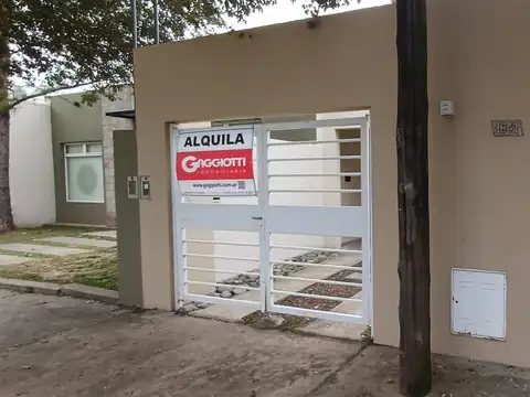 Casa en Barrio Pablo Pizzurno