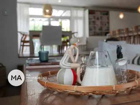 Casa en Venta al Este
