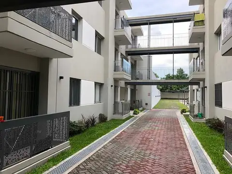 BANFIELD VENTA DEPARTAMENTO 2  AMBIENTES EN PLANTA BAJA 
