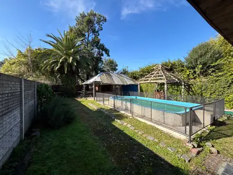 CASA EN VENTA PACHECO 5AMB CON PILETA Y QUINCHO