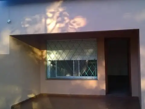 Av Gral. Las Heras 70