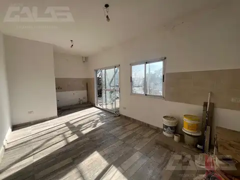 Casa 3 ambientes con 2 baños