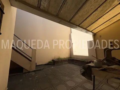 Casa 3 Ambientes C/ Patio Y Terraza En Villa Lugano ¡ Apto Credito !