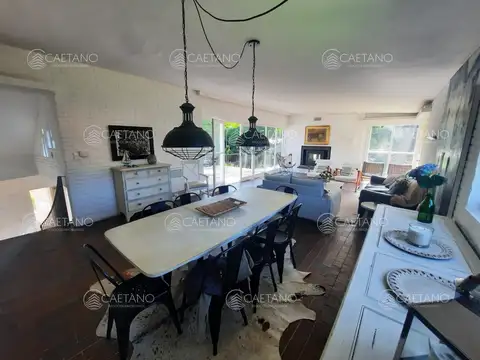 Casa en Alquiler Temporal de 4 dormitorios