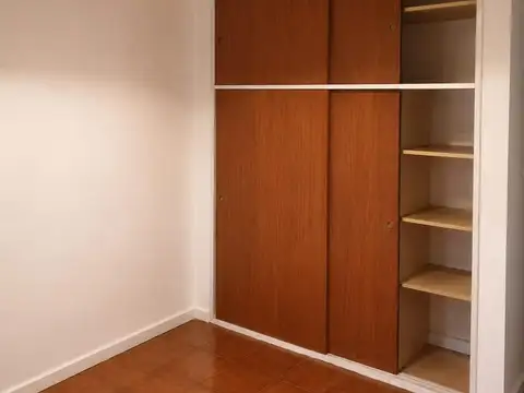 Departamento en Alquiler en Villa Ballester, $ 950.000
