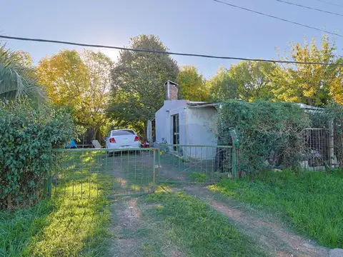 VENTA CASA 2 DORMITORIOS BARROS BLANCOS PARRILLERO
