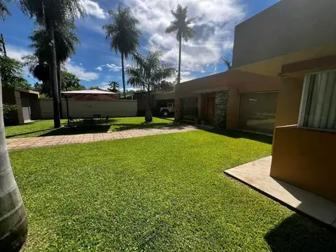 Casa en Venta en Paso de la Patria, USD 248.000