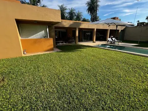 Casa Totalmente Amueblada Paso de la Patria