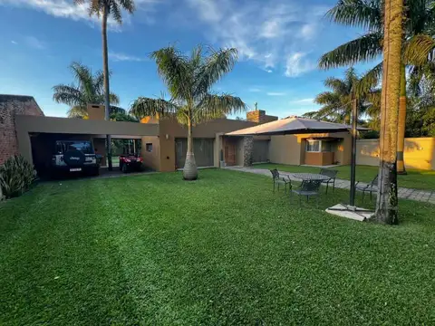 Casa en Venta en Paso de la Patria, USD 248.000