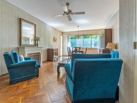 4 ambientes con cochera y balcón en Belgrano