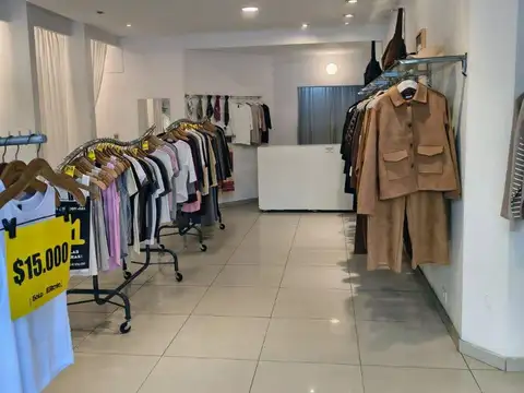 Local en Venta Via Pública