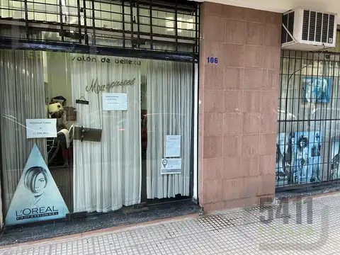 Venta Local 65m2 con sotano Actualmente con Renta en Parque Centenario