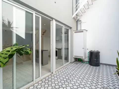 Casa 4 ambientes con 2 baños