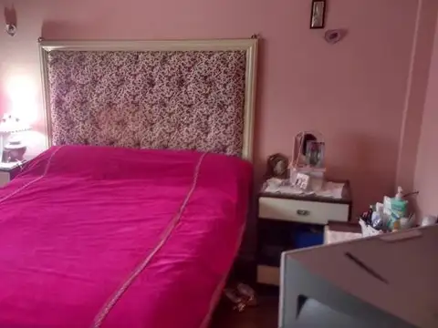 Departamento 5 ambientes con 2 baños
