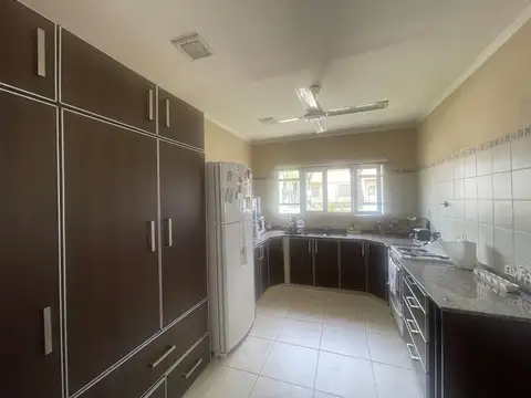 Casa en calle Tucumán 594