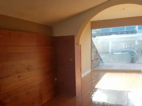 Local en Alquiler en Península, USD 1.250