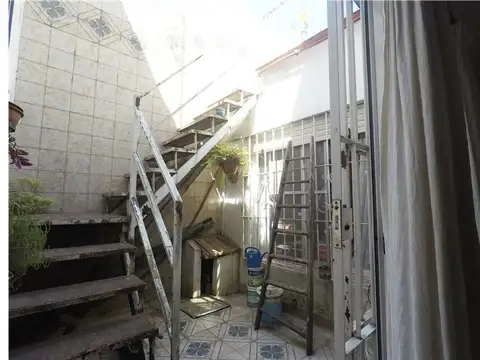 Depto Tipo Casa en Venta 41 años