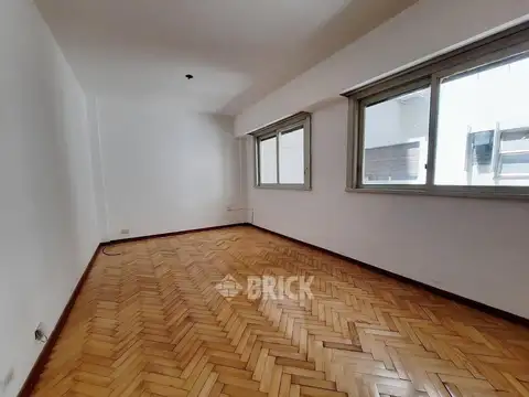 AV. PUEYRREDON Y AV. SANTA FE - IMPECABLE LUMINOSO ESPECTACULAR LIVING AMPLIA COCINA