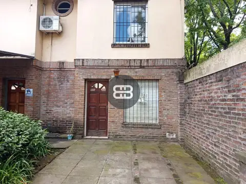 Triplex con patio