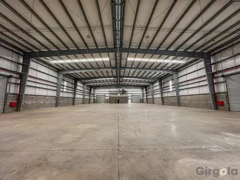 Galpón en alquiler de 3400m2 ubicado en General Rodríguez