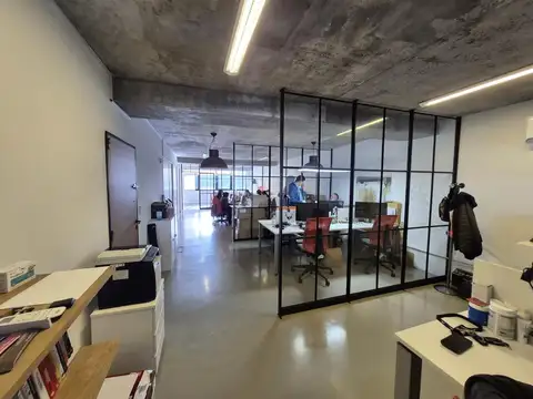 Oficina Monoambiente con 2 baños