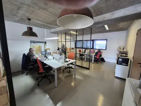 Oficina en Alquiler al Noreste