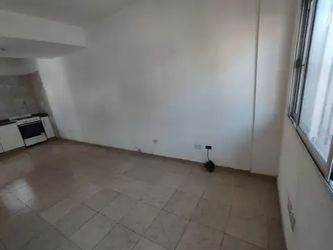Depto Tipo Casa en Alquiler con 1 cocheras